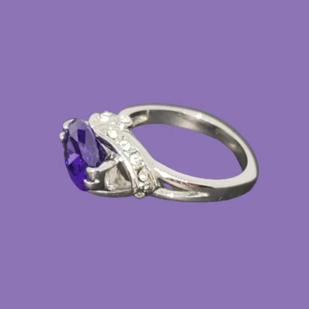 Simulated Amethyst & Rhinestone Silver Tone Ring Size 6 - Picture 1 of 10